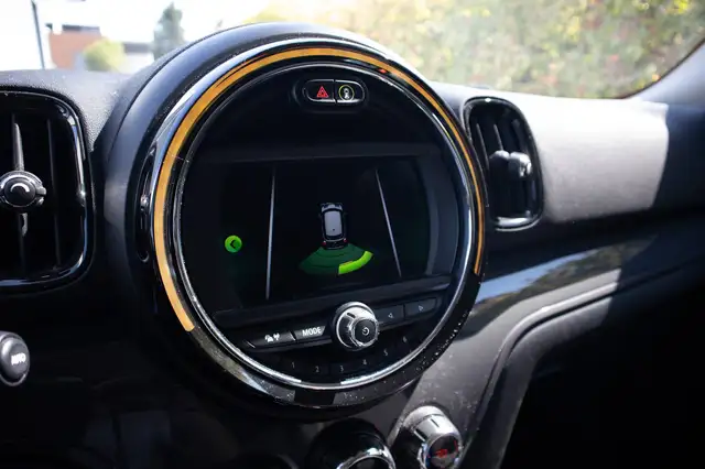 Mini Countryman view 17