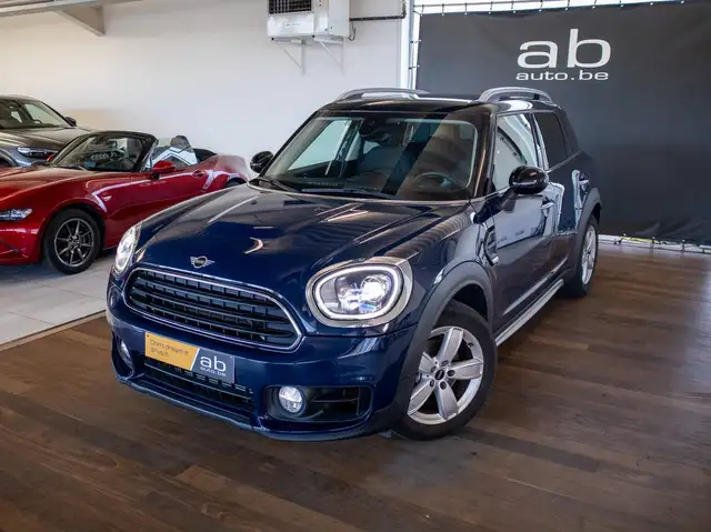 Mini Cooper Cooper view 3