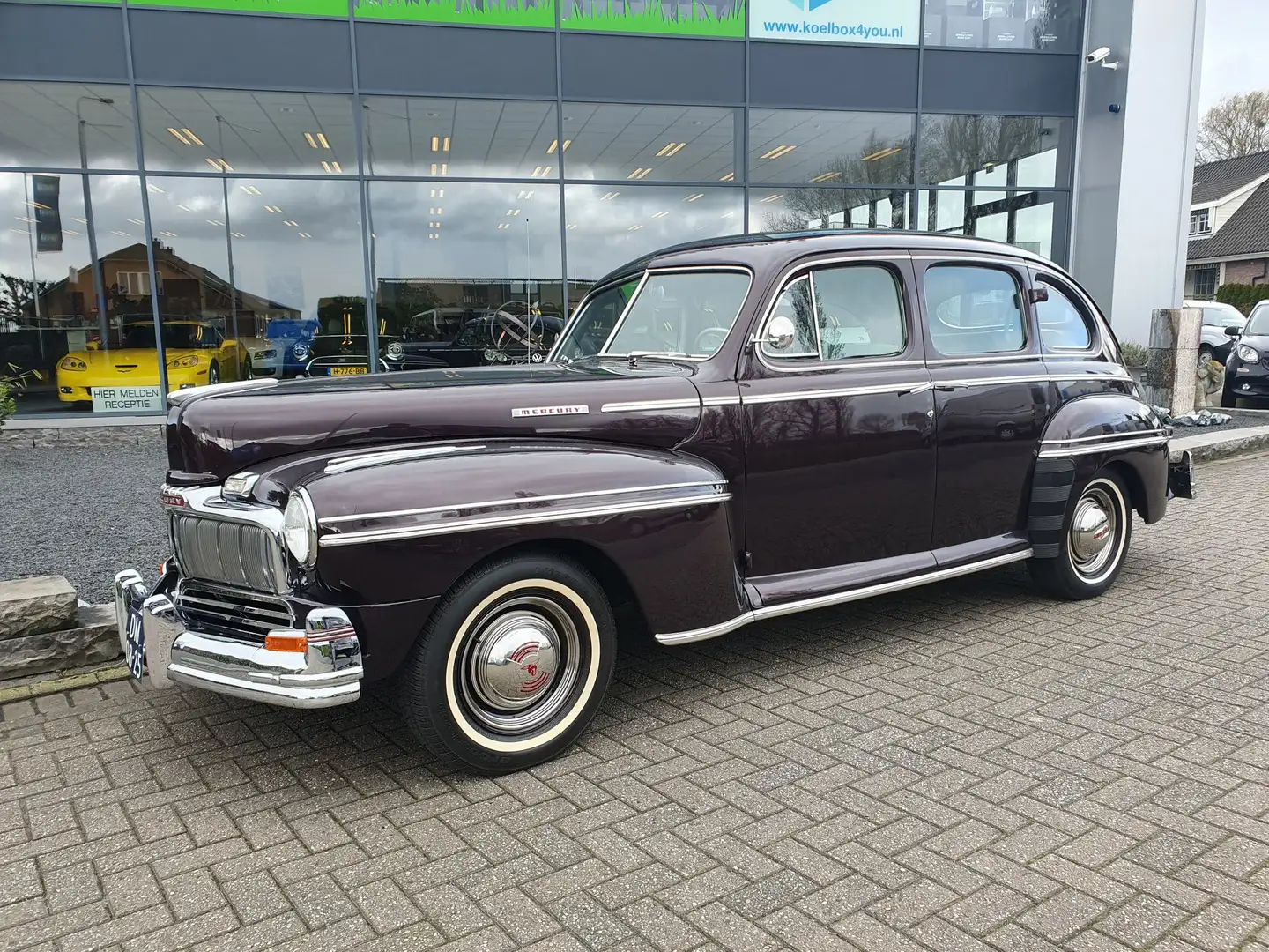 Ford Mercury 1948 Eight V8 Paars - 1