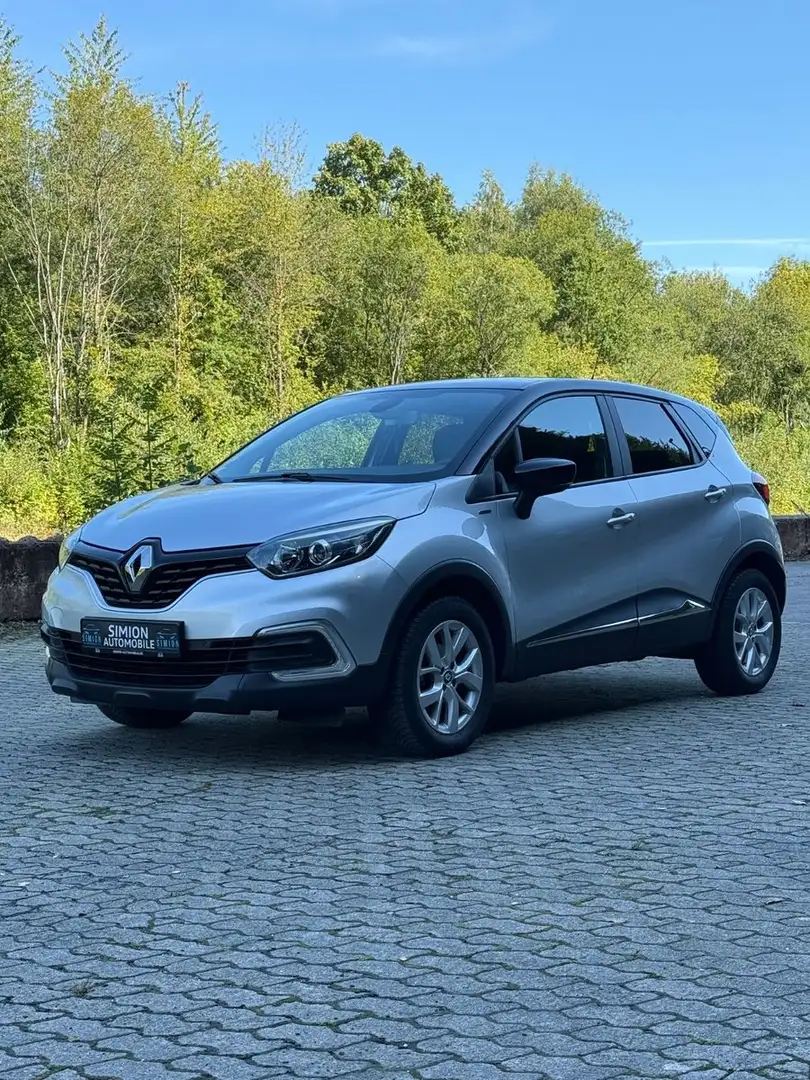 Renault Captur Limited NAVI/PDC/ WIE Neu 11Tkm Grau - 1