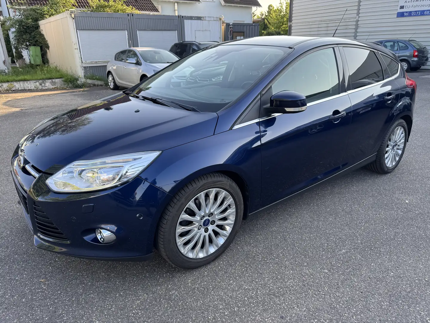 Ford Focus Titanium.Navi,Kamera,TÜV Neue Blau - 1