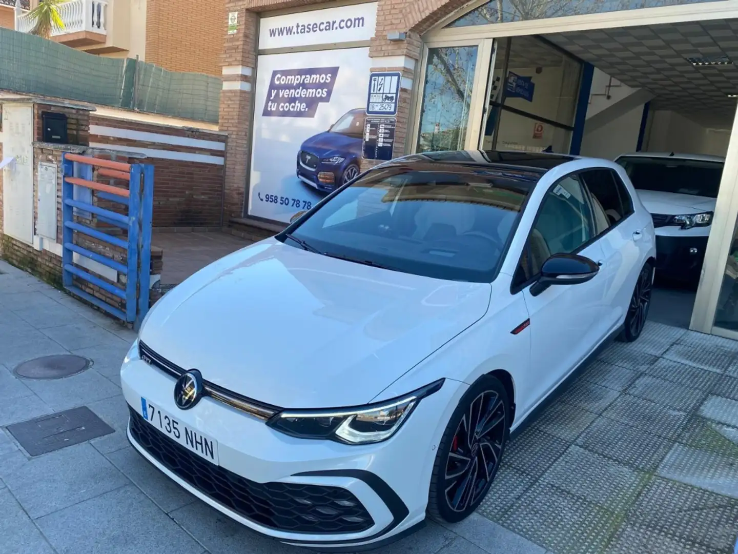 Volkswagen Golf GTI 2.0 TSI DSG 180kW Blanco - 2