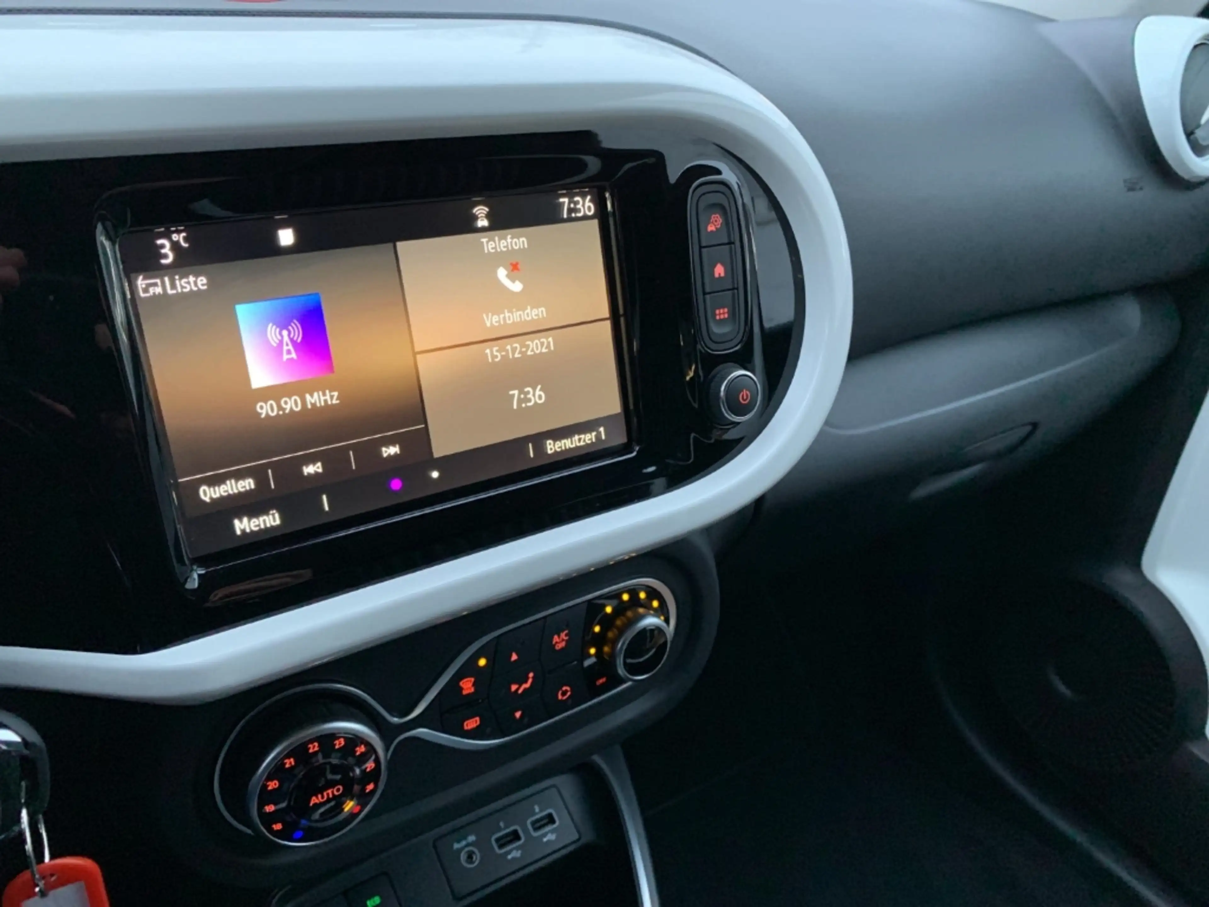 Renault Twingo ELECTRIC INTENS 22KWh Intens KLIMAAUTO+SITZHEIZUNG — photo 12