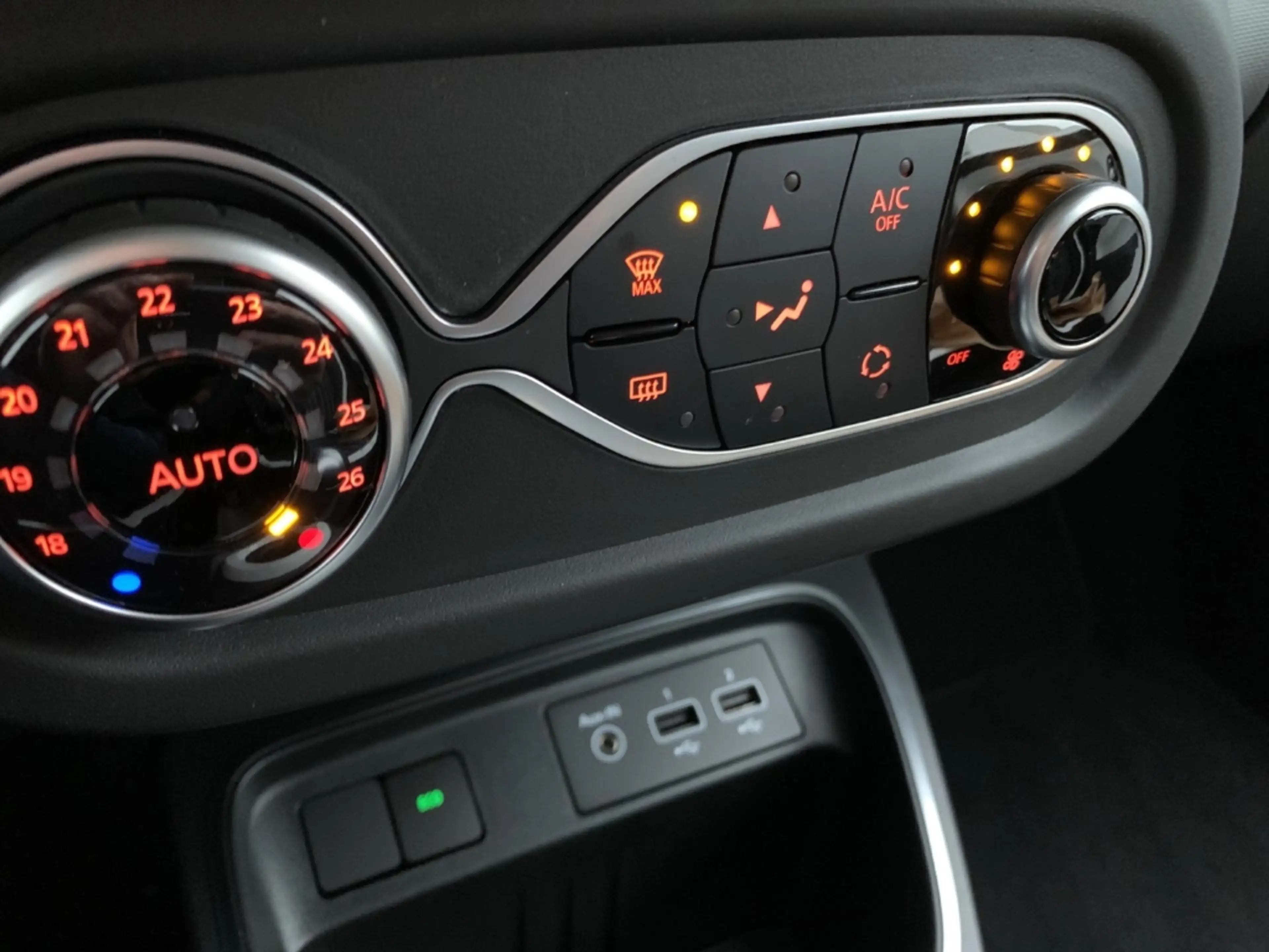 Renault Twingo ELECTRIC INTENS 22KWh Intens KLIMAAUTO+SITZHEIZUNG — photo 13
