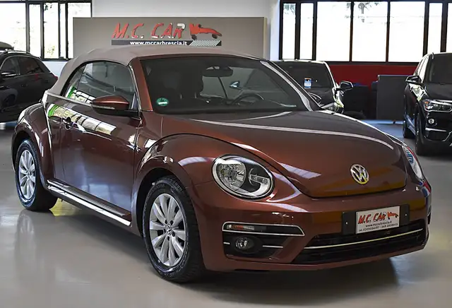 Volkswagen Maggiolino Maggiolino Cabrio 1.2 tsi Design 105cv