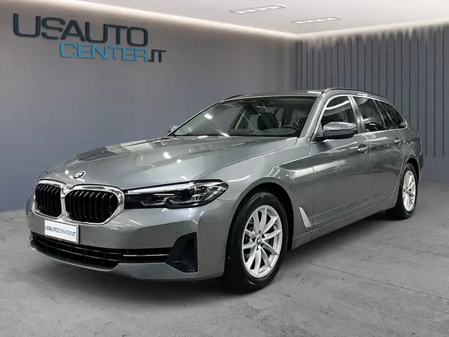 BMW 518 G31 2020 Touring LCI 518d Touring mhev 48V Business auto