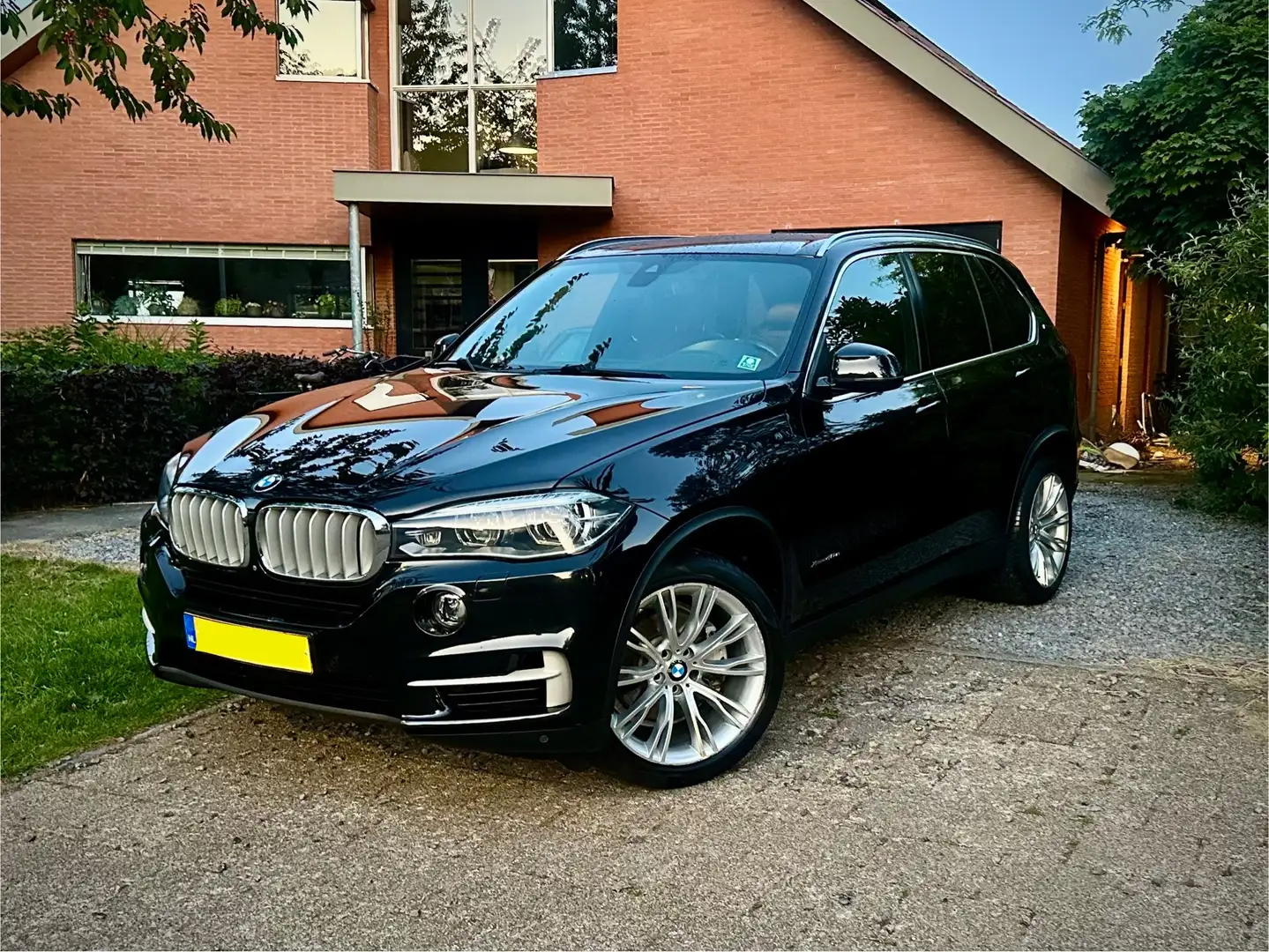 BMW X5 plug-in hybride, xDrive40e, M-sportpakket Black - 2