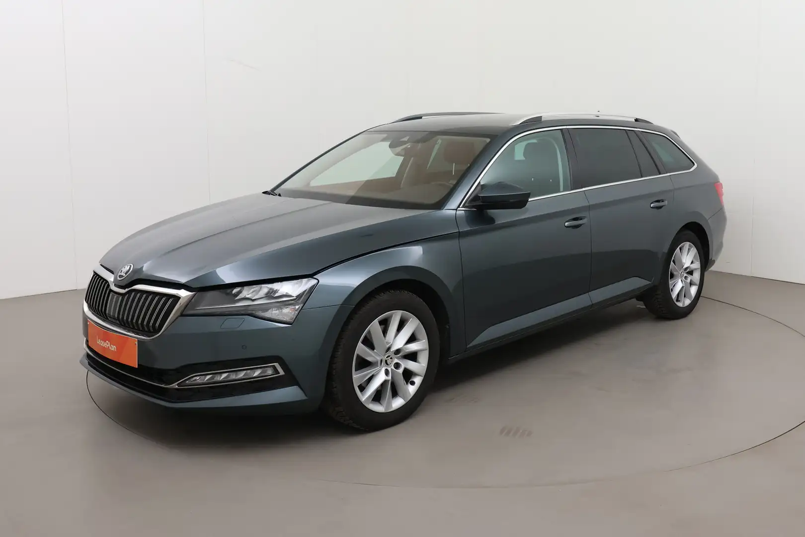 Skoda Superb Combi 1.5 TSI ACT Style DSG Corporate+ Premium LED Grau - 1