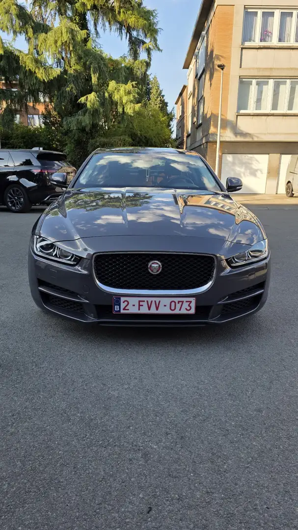 Jaguar XE 20d AWD Aut. Prestige - 2