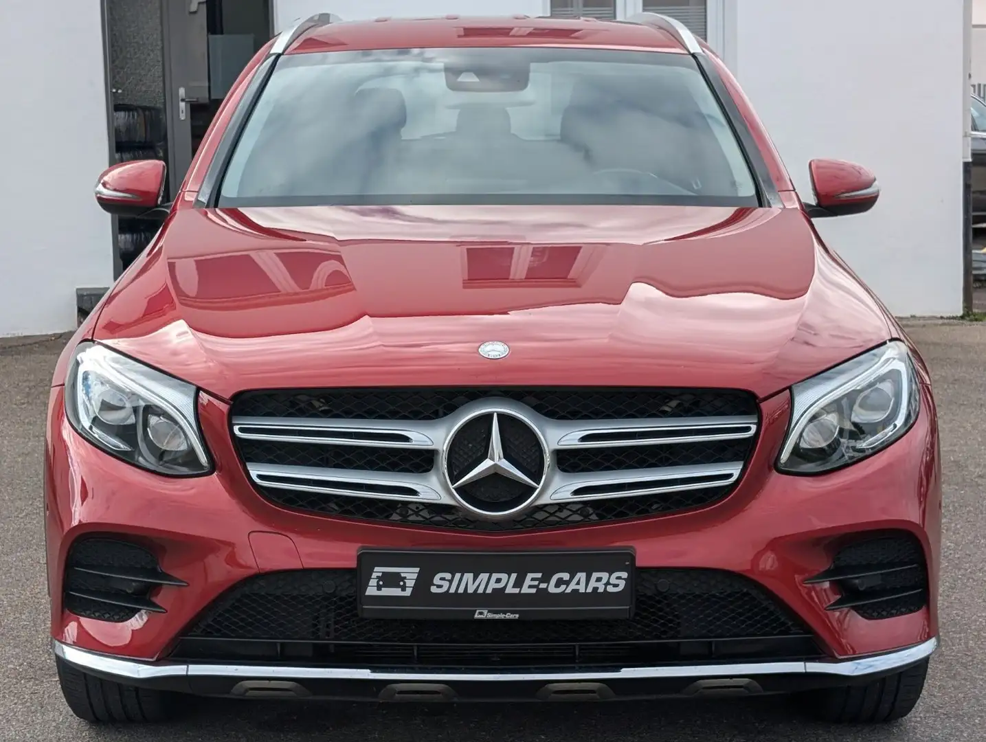 Mercedes-Benz GLC 250 d 4 Matic *AMG*AHK*DESIGNO*NAVI*TRITT*SI Rot - 1
