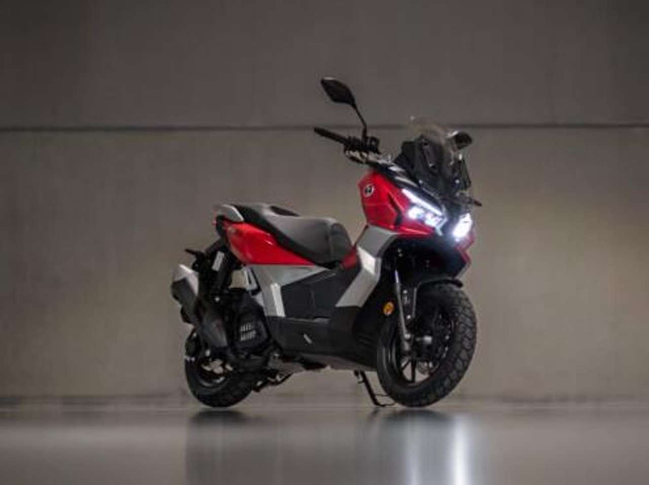 Voge Others SFIDA SR1 125 ADV