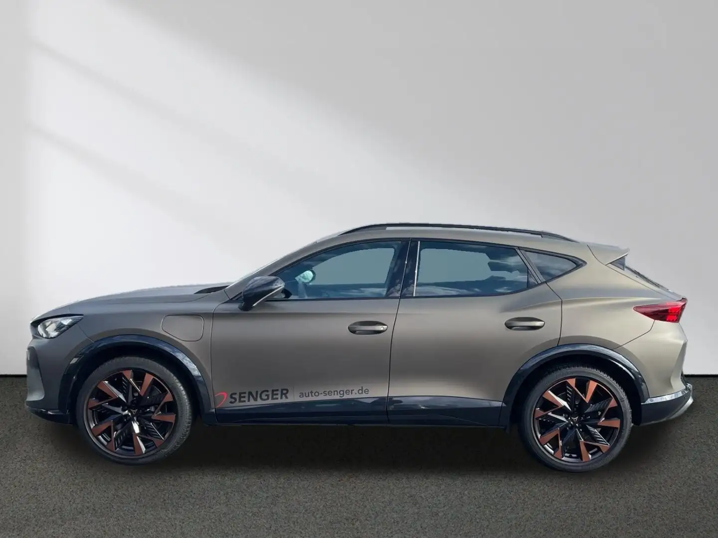 CUPRA Formentor VZ 1.5e-HYBRID M-LED Sennheiser 19" Bronze - 2