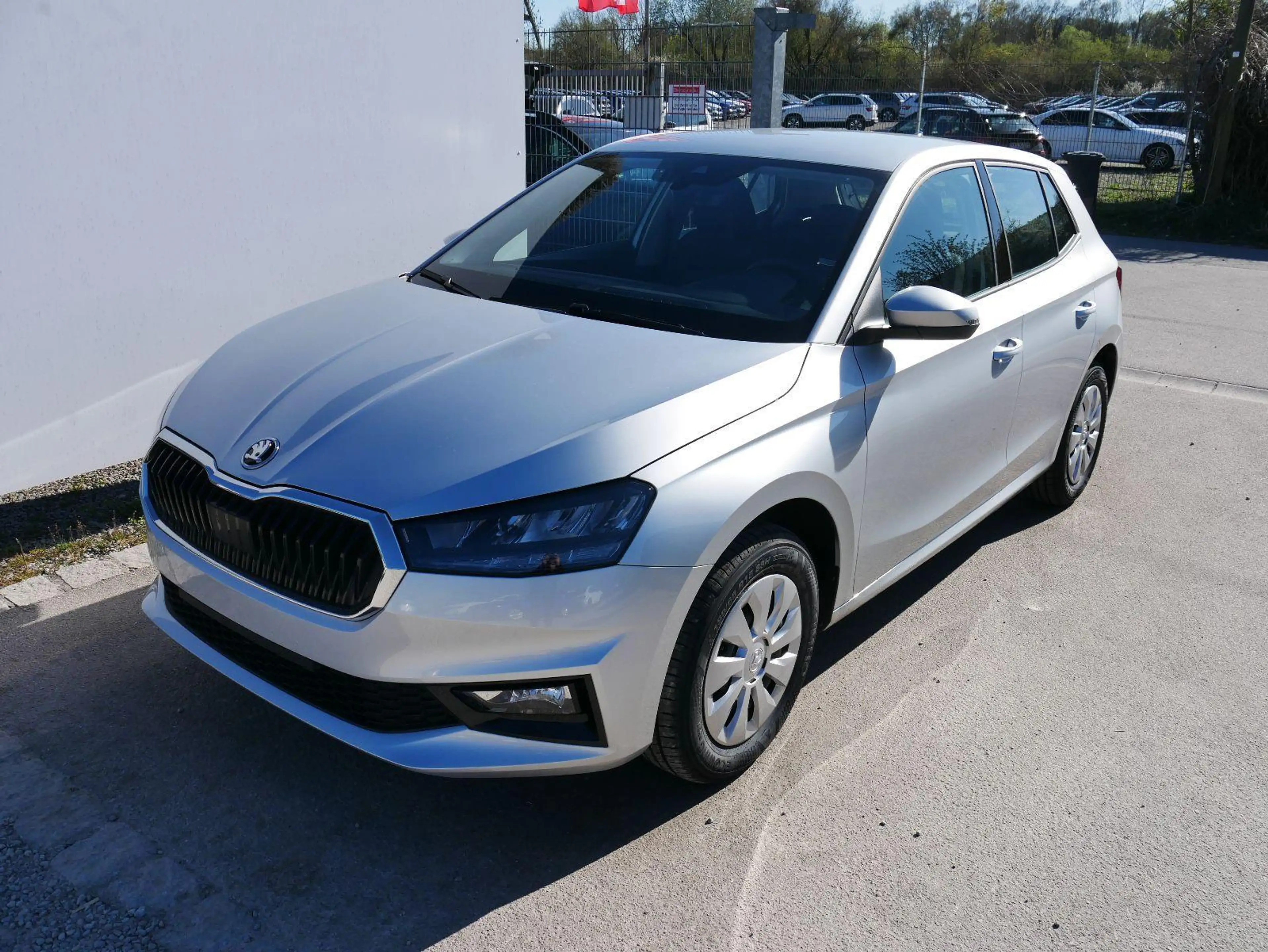 Skoda Fabia Selection 1.0 TSI *LED*PDC-HI*SMARTLINK*SHZ*BLU...