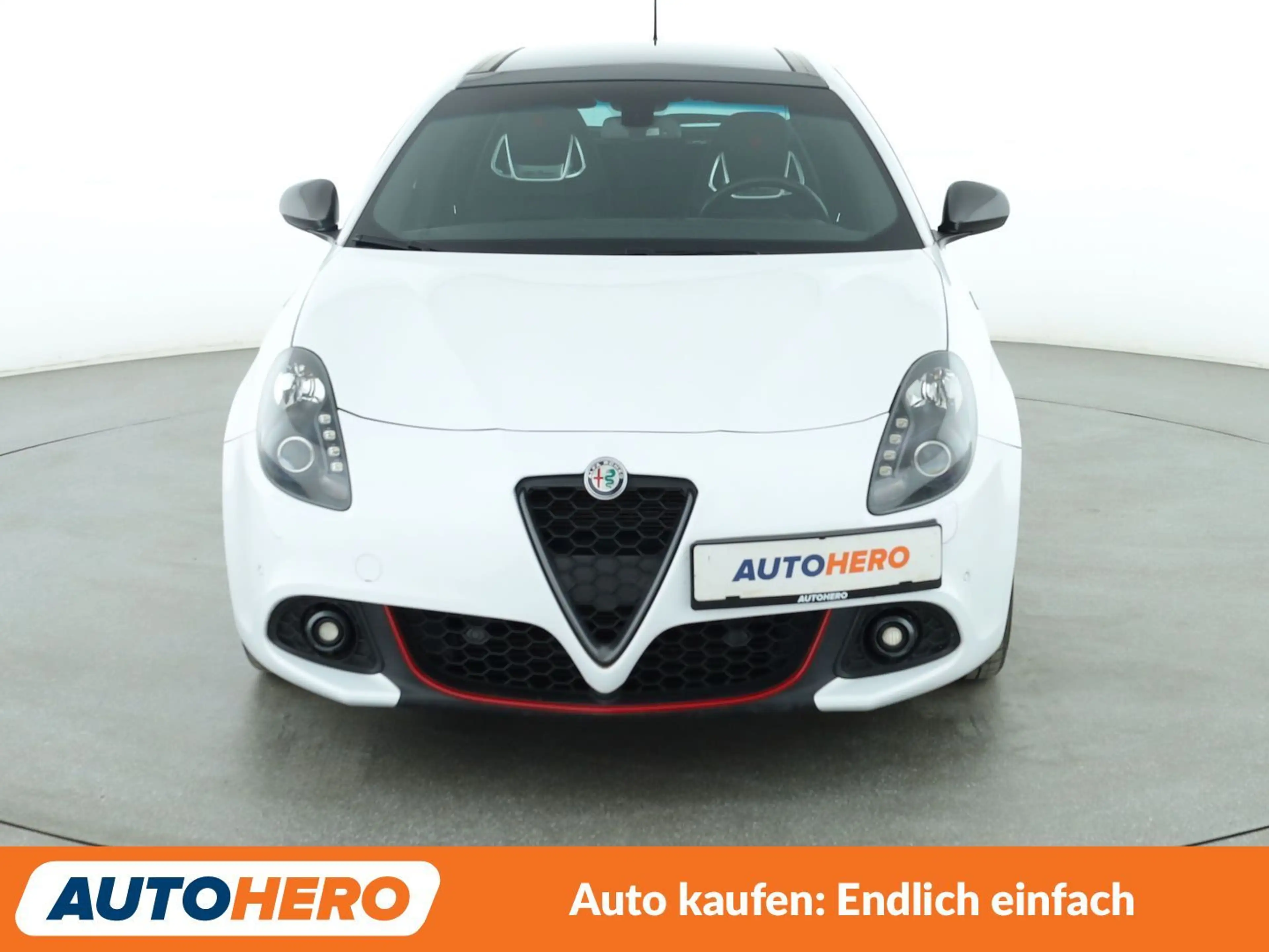 Alfa Romeo Giulietta 1.8 Turbo Veloce *NAVI*PDC*TEMPO*SHZ* — photo 9
