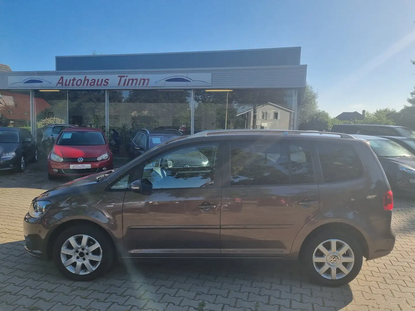 Volkswagen Touran 1.2 TSI Life 7 Sitzer Brązowy - 2