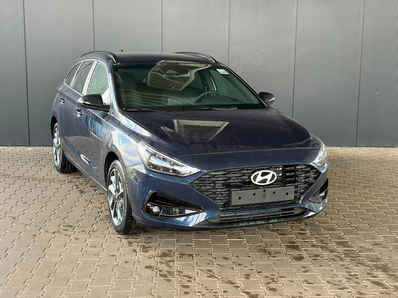 Hyundai i30 Kombi Comfort Plus 1.0 TGDI DCT/ Navi / Sitz + ... — photo 4