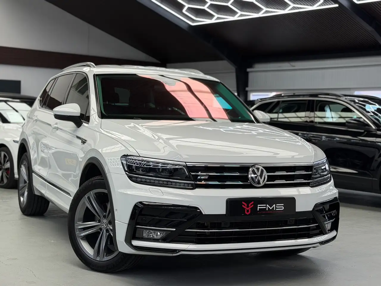 Volkswagen Tiguan Allspace 1.5 TSI R-Line CarPlay Camera 7p.
