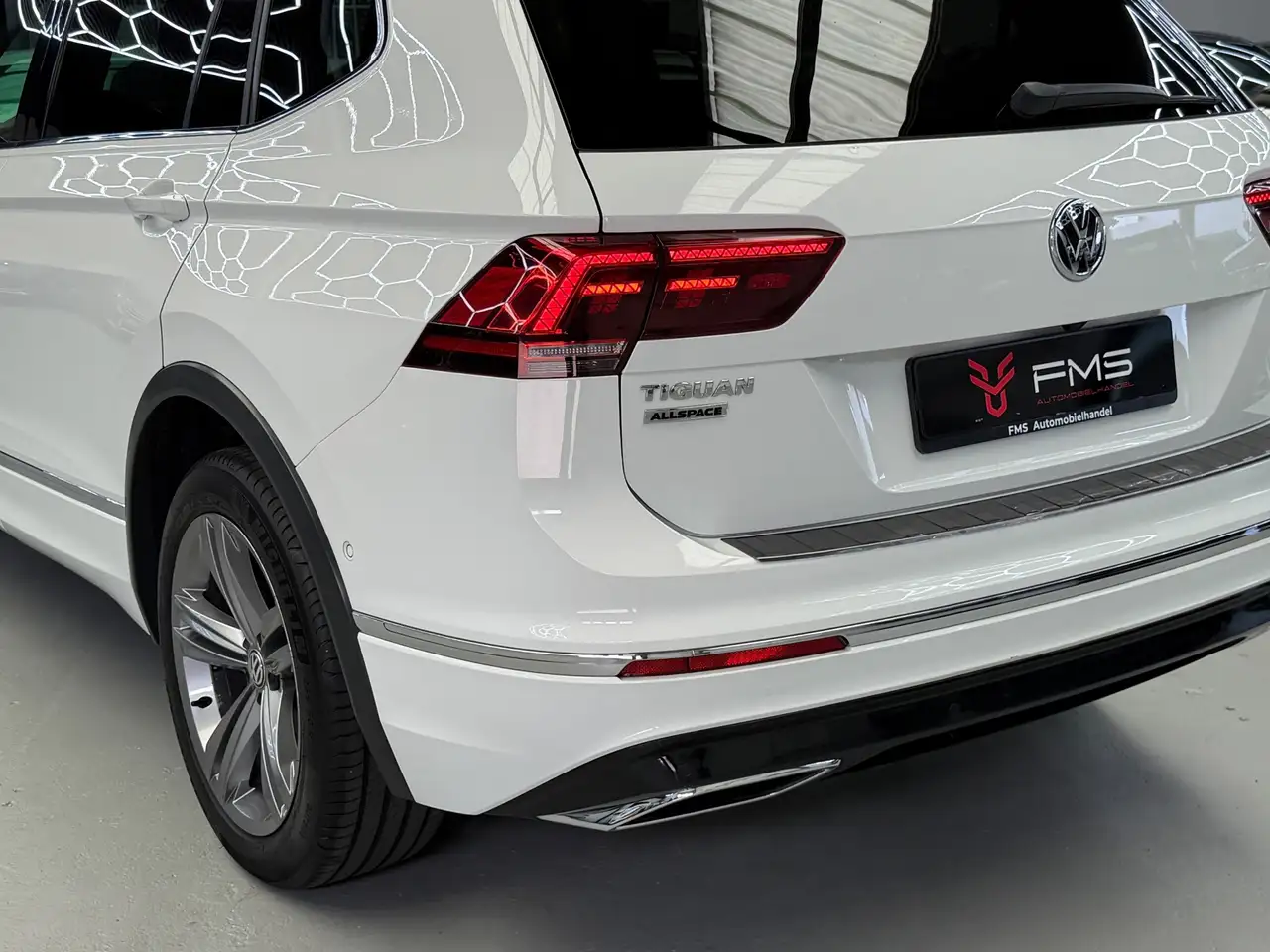 Volkswagen Tiguan Allspace 1.5 TSI R-Line CarPlay Camera 7p., миниатюра 30