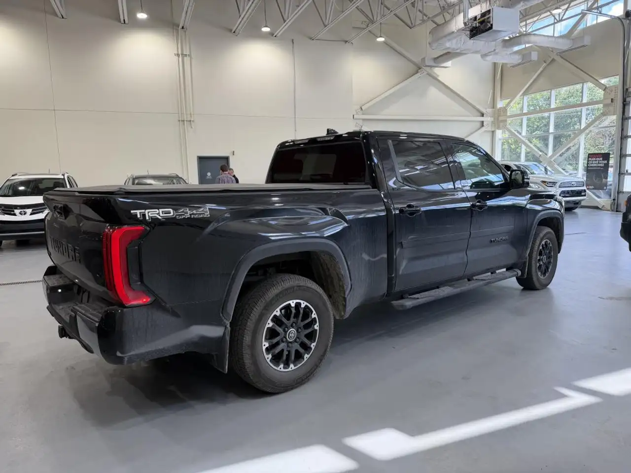 Toyota Tundra снимка Toyota Tundra