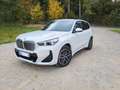 BMW iX1 eDrive20 M Sport, AHK DAPlus PAPlus H&K elSitz+Mem Weiß - thumbnail 1