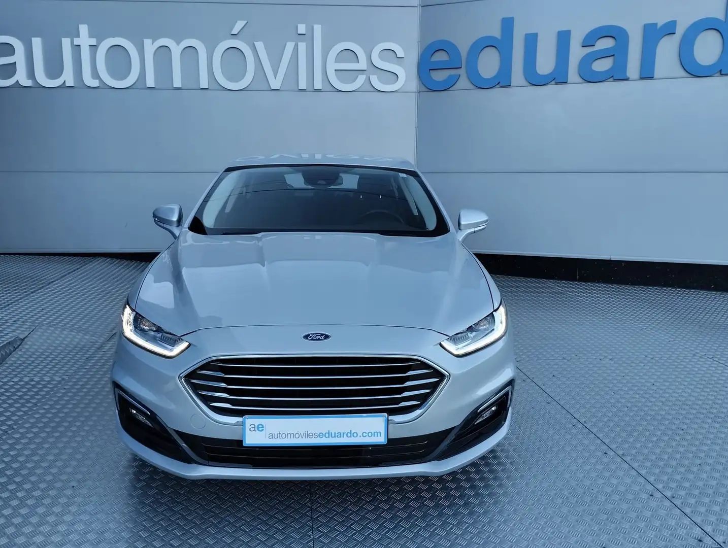 Ford Mondeo 2.0TDCI Titanium 150 Plateado - 2