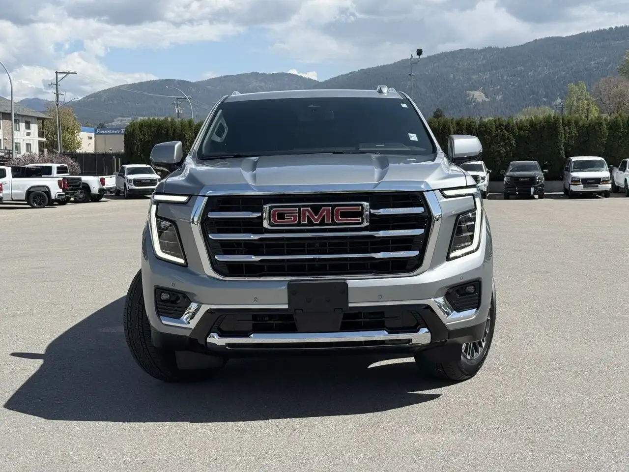 GMC Yukon снимка GMC Yukon