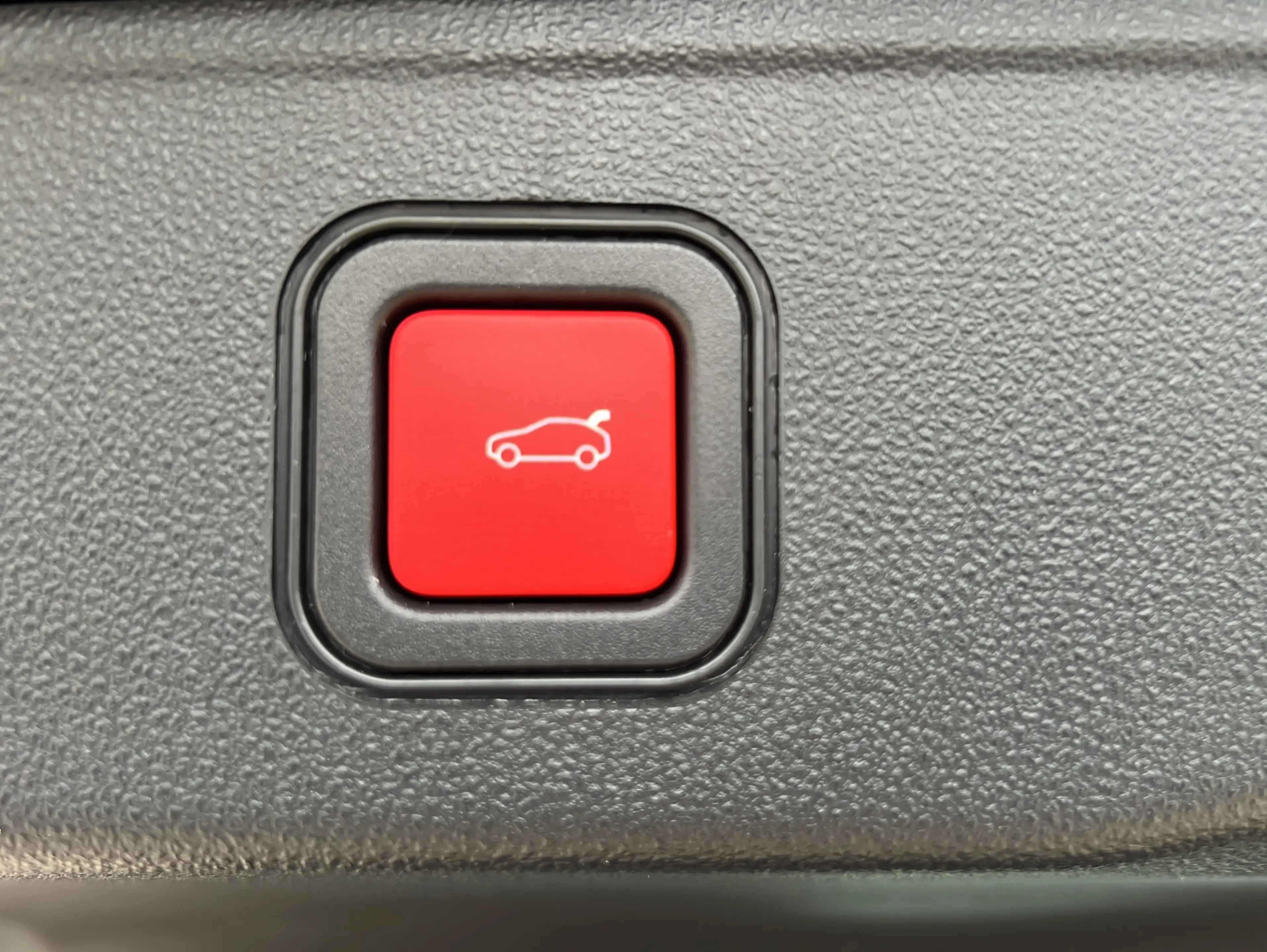 Jeep Avenger 1.2 GSE T-GDI Altitude*Navi*LED*CarPlay — photo 13