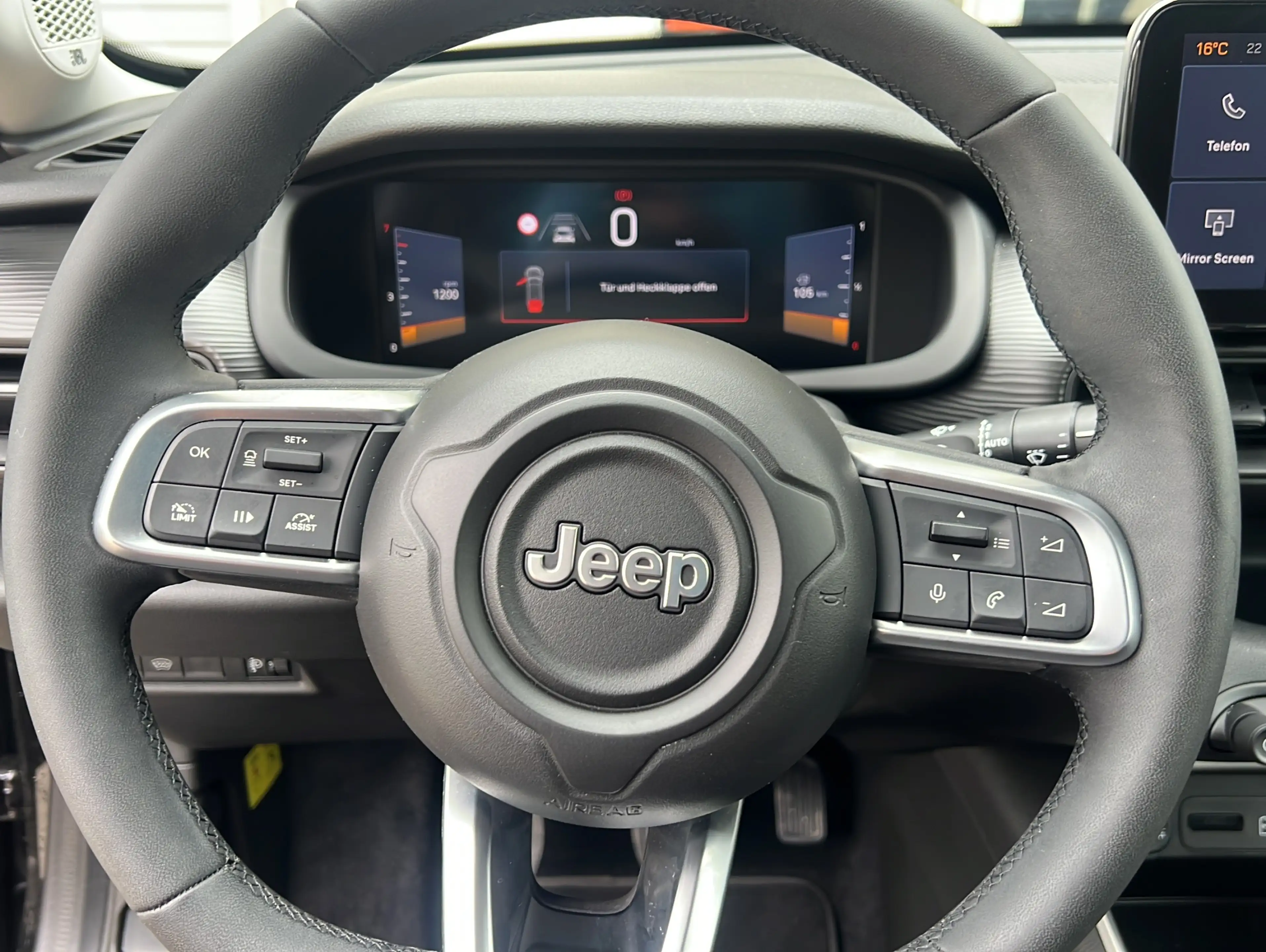Jeep Avenger 1.2 GSE T-GDI Altitude*Navi*LED*CarPlay — photo 5