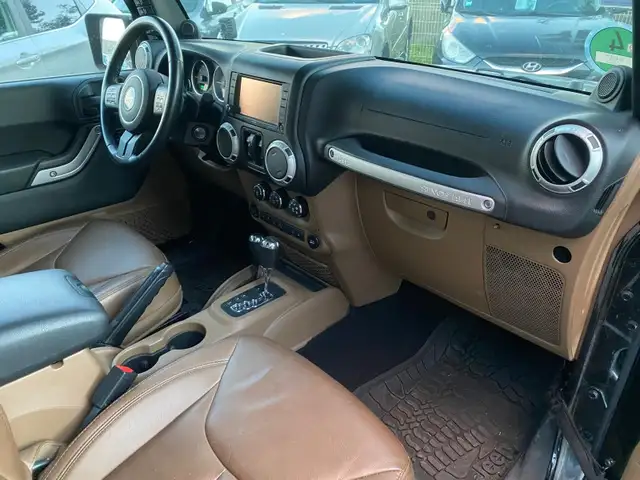 Jeep Wrangler view 8