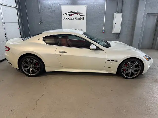 Maserati GranTurismo Gran Turismo S Ansicht 7