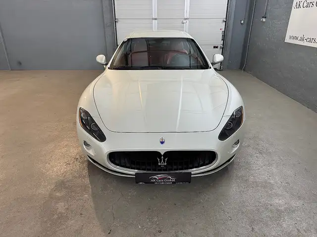 Maserati GranTurismo Gran Turismo S Ansicht 3