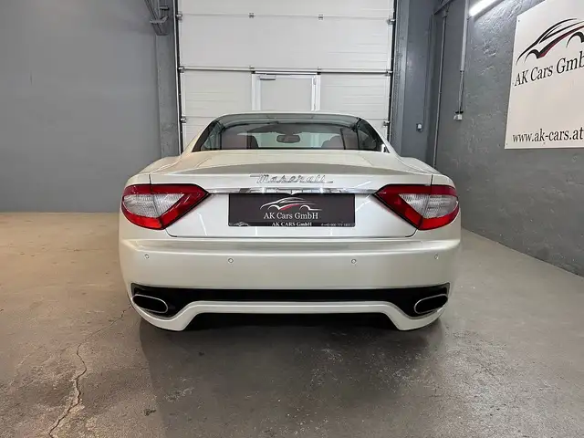 Maserati GranTurismo Gran Turismo S Ansicht 12