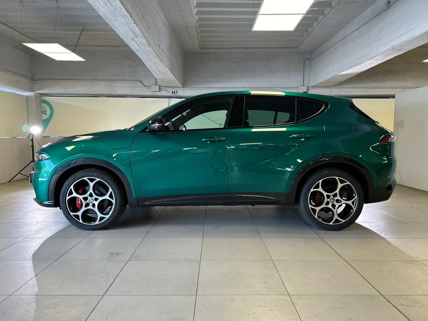 Alfa Romeo Tonale 1.5 160cv Hybrid TCT7 Veloce Verde - 2