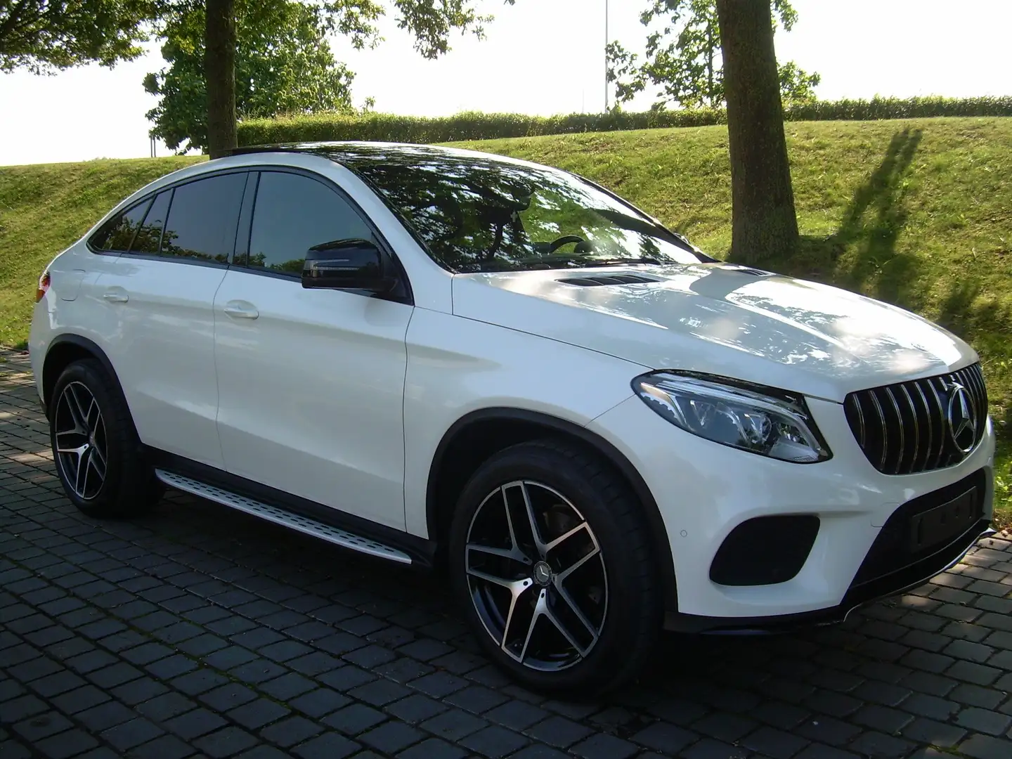 Mercedes-Benz GLE 350 GLE 350 d Coupe 4Matic 9G-TRONIC Exclusive Blanc - 1