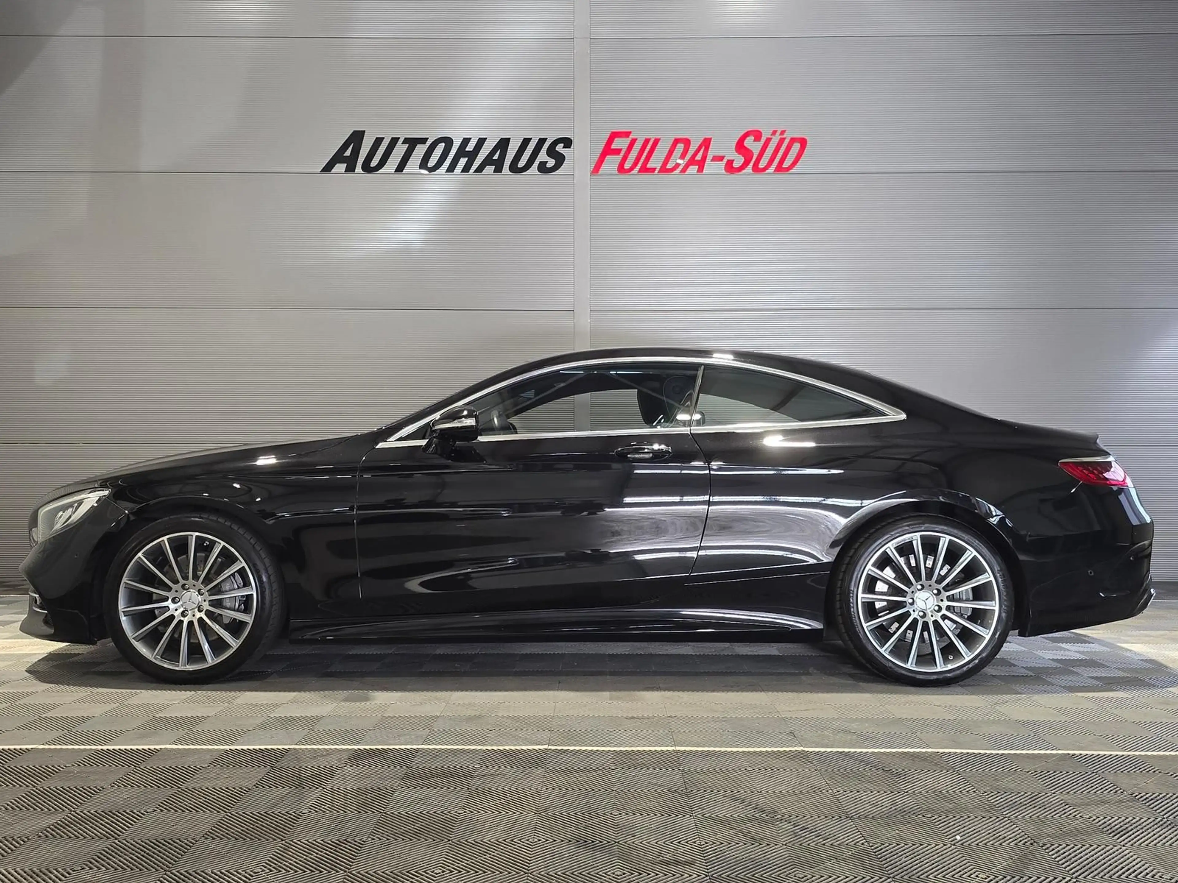 Mercedes-Benz S 560 Coupe 4M AMG-Line°Burmester°Pano°ILS°DAB° — photo 6