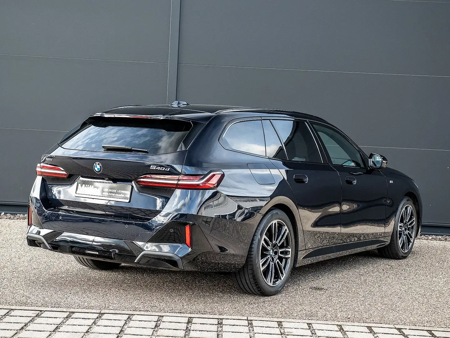 BMW 540 d xDrive Tour M Sportpaket HUD ACC Standheiz 360° Negro - 2
