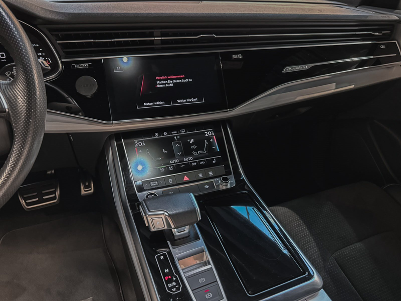 Audi Q8 50 TDI quattro S-Line +Pano +AHK + OptikPaket — photo 15