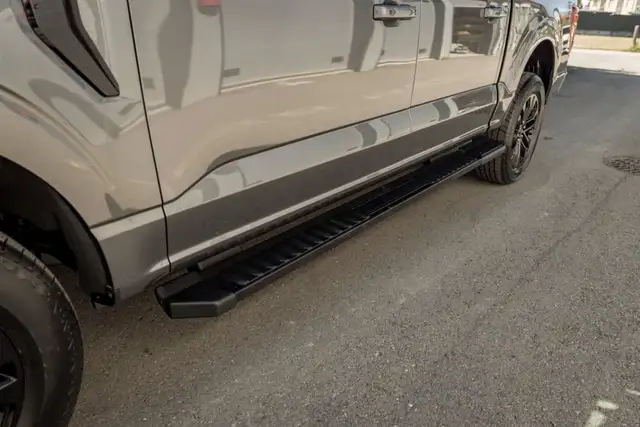 Ford F 150 F-150 Lariat SuperCrew 5,5'-Bed 4x4 Ansicht 10