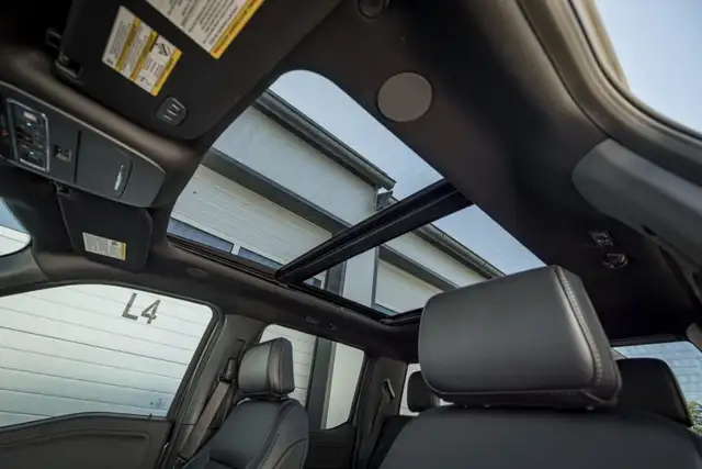 Ford F 150 F-150 Lariat SuperCrew 5,5'-Bed 4x4 Ansicht 34