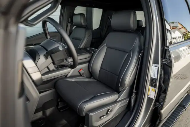 Ford F 150 F-150 Lariat SuperCrew 5,5'-Bed 4x4 Ansicht 35