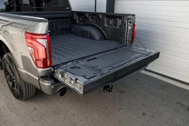 Ford F 150 F-150 Lariat SuperCrew 5,5'-Bed 4x4 Ansicht 14