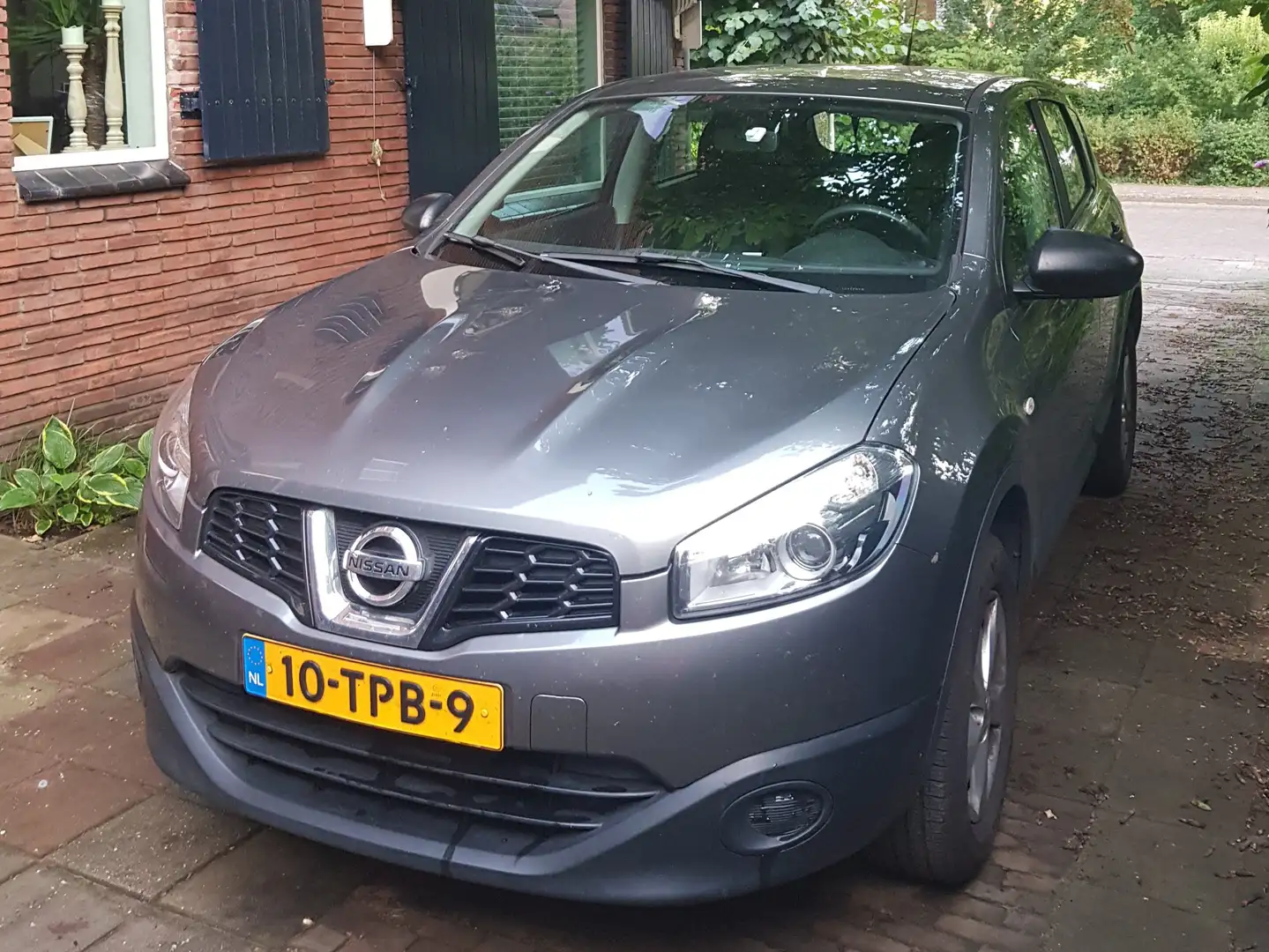 Nissan Qashqai Qashqai 1.6 Visia Grijs - 1