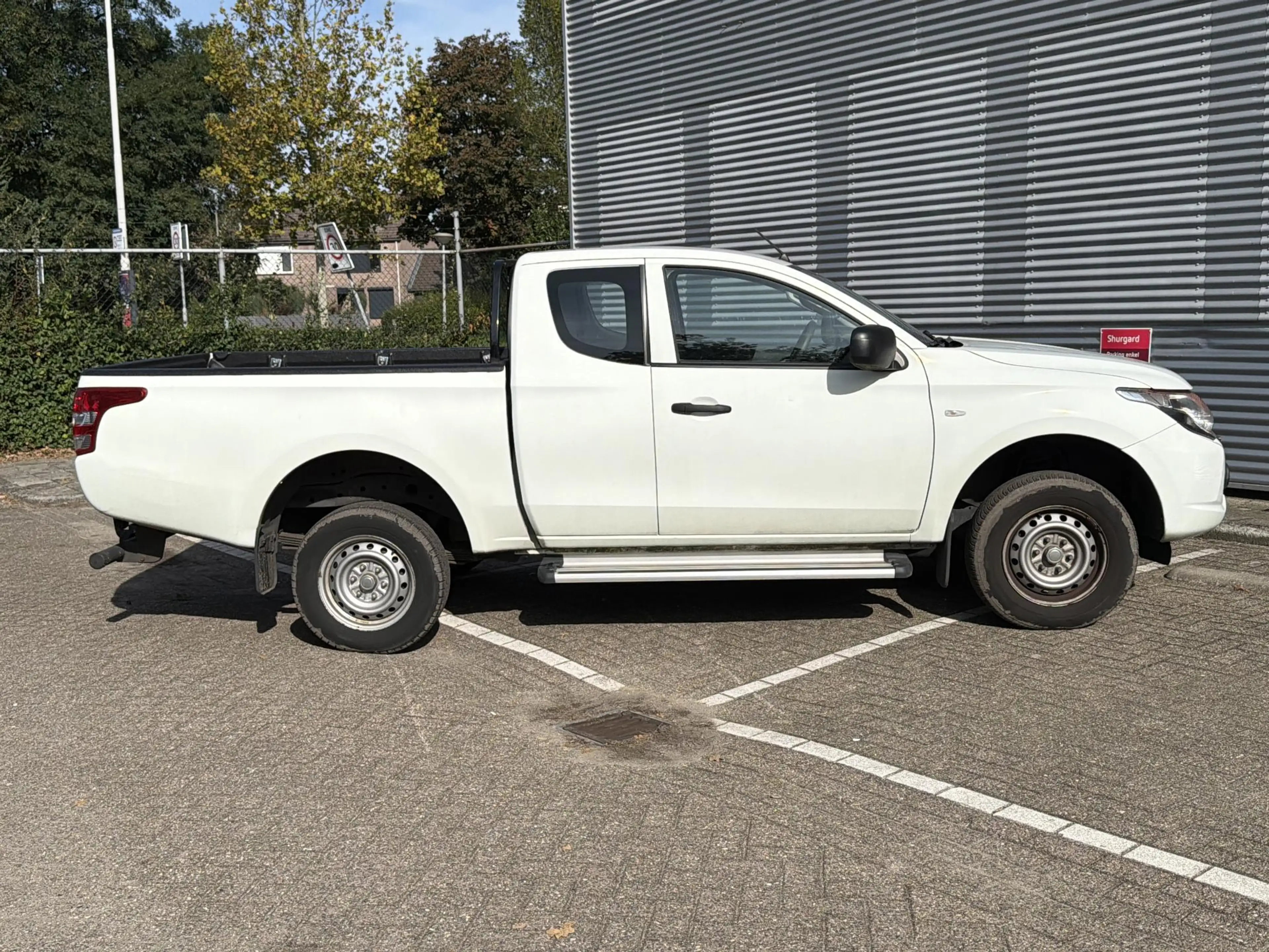 Mitsubishi L200 2.4 DI-D Club Cab Invite | € 9.950,- NETTO! | Airc — photo 7