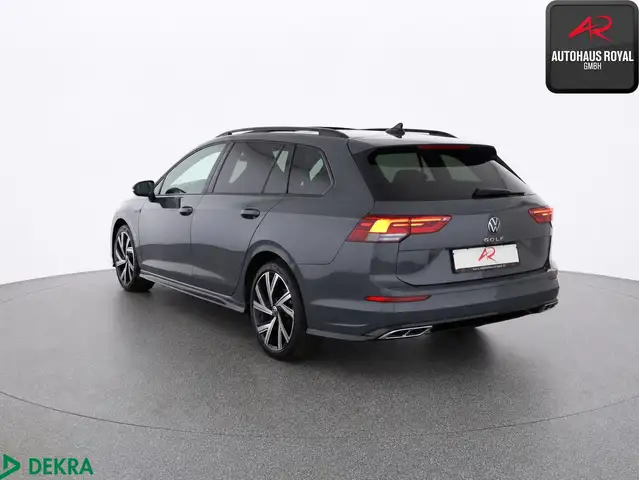 Volkswagen Golf view 2