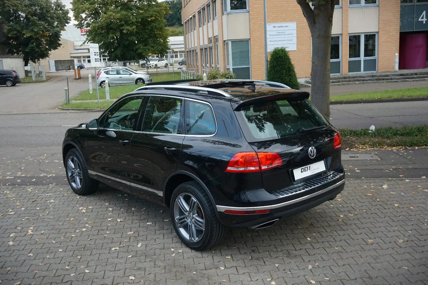 Volkswagen Touareg V6 TDI Exclusive Terrain / AHK / Pano. / Noir - 2