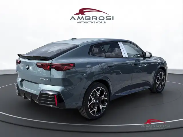 BMW X2 view 3