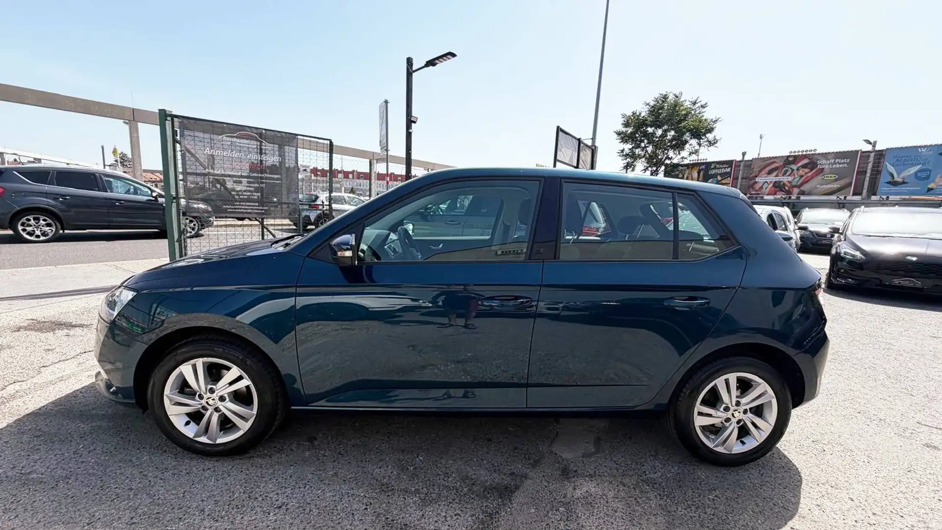 Skoda Fabia Ambition 1,0 TSI Parkhilfe Sitzheizung Tempomat Blau - 2