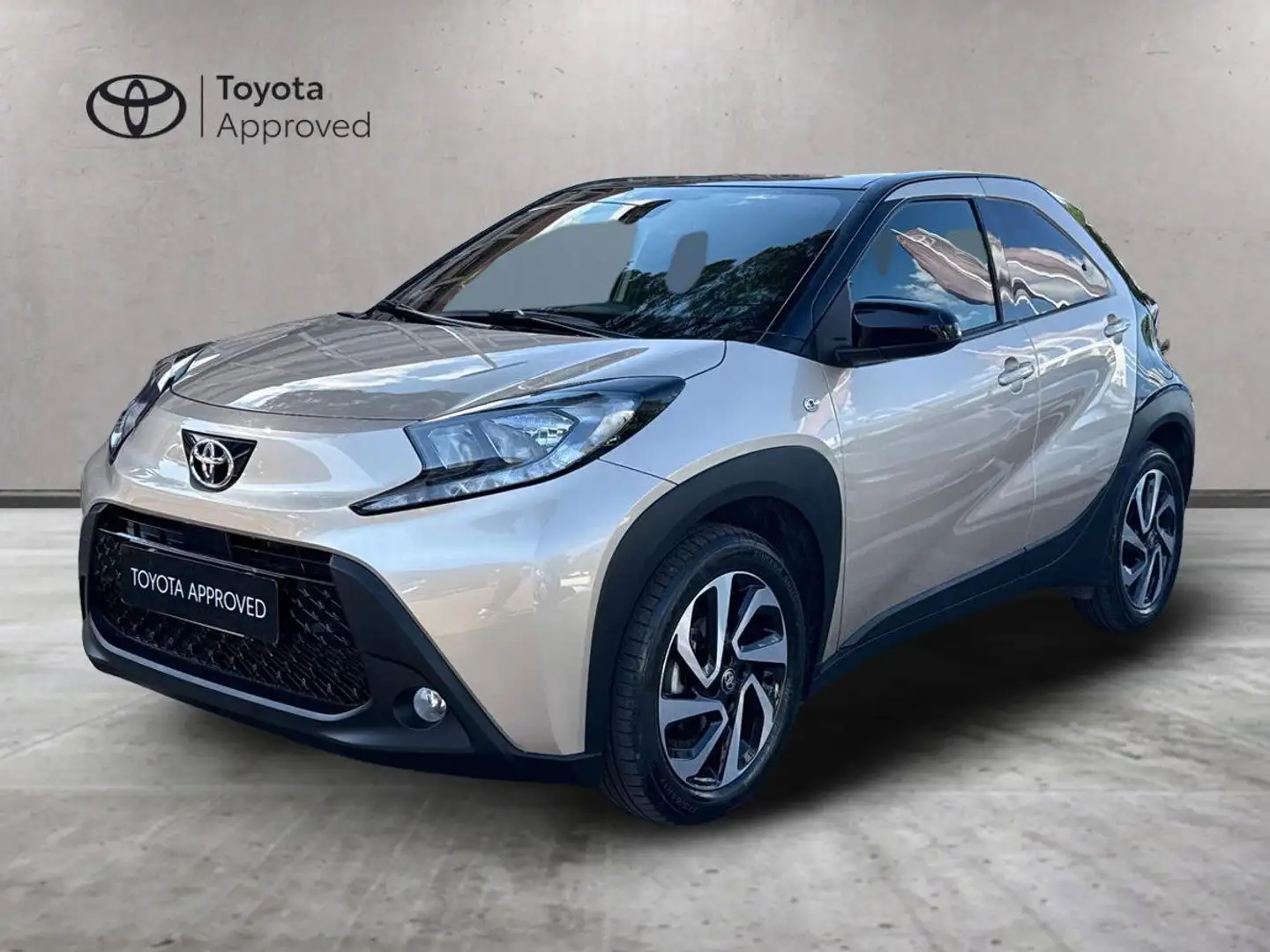 Toyota Aygo X Aygo X 1.0 Trend 72cv Beige - 1