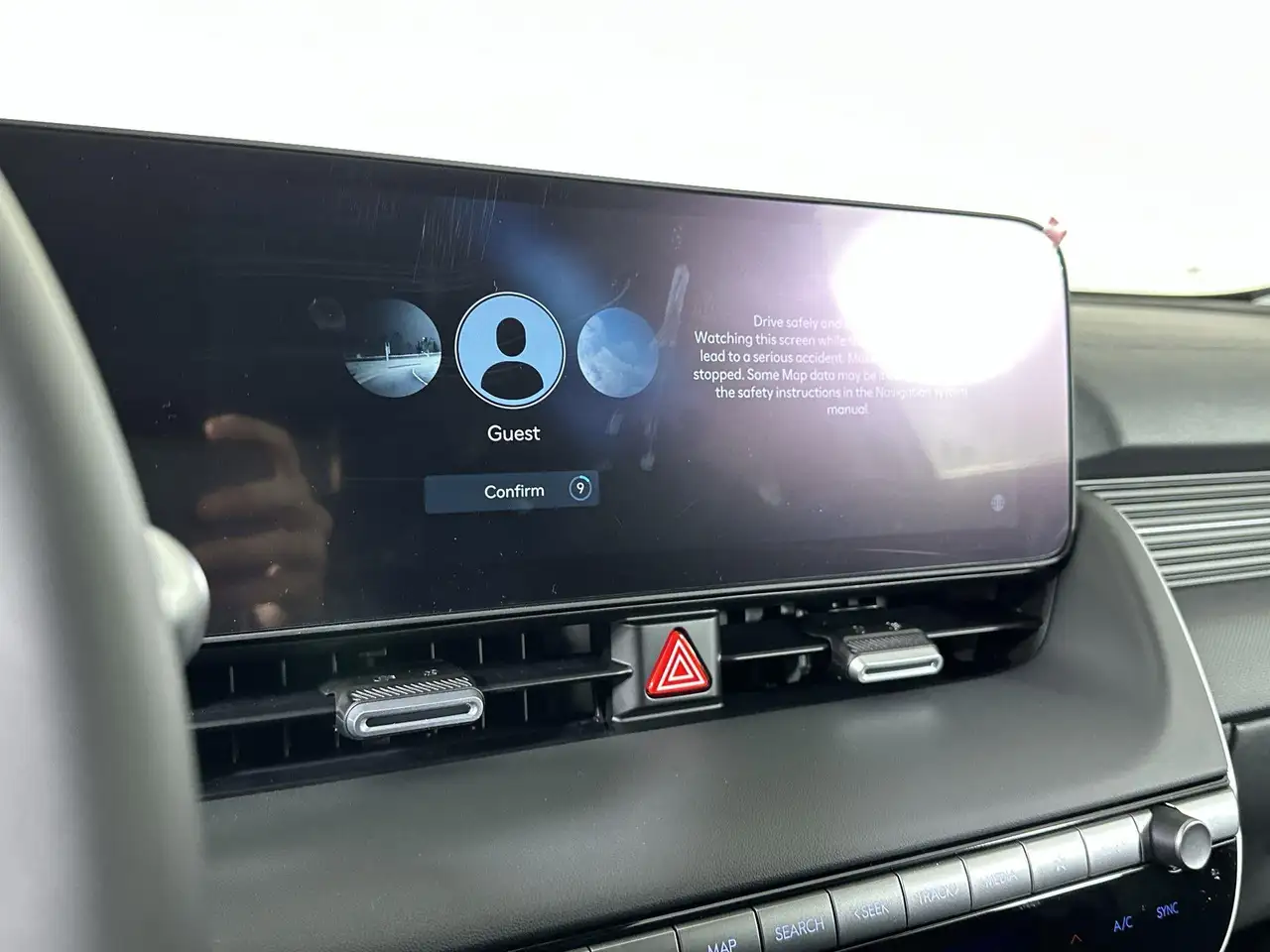 Hyundai IONIQ 5 снимка Hyundai IONIQ 5
