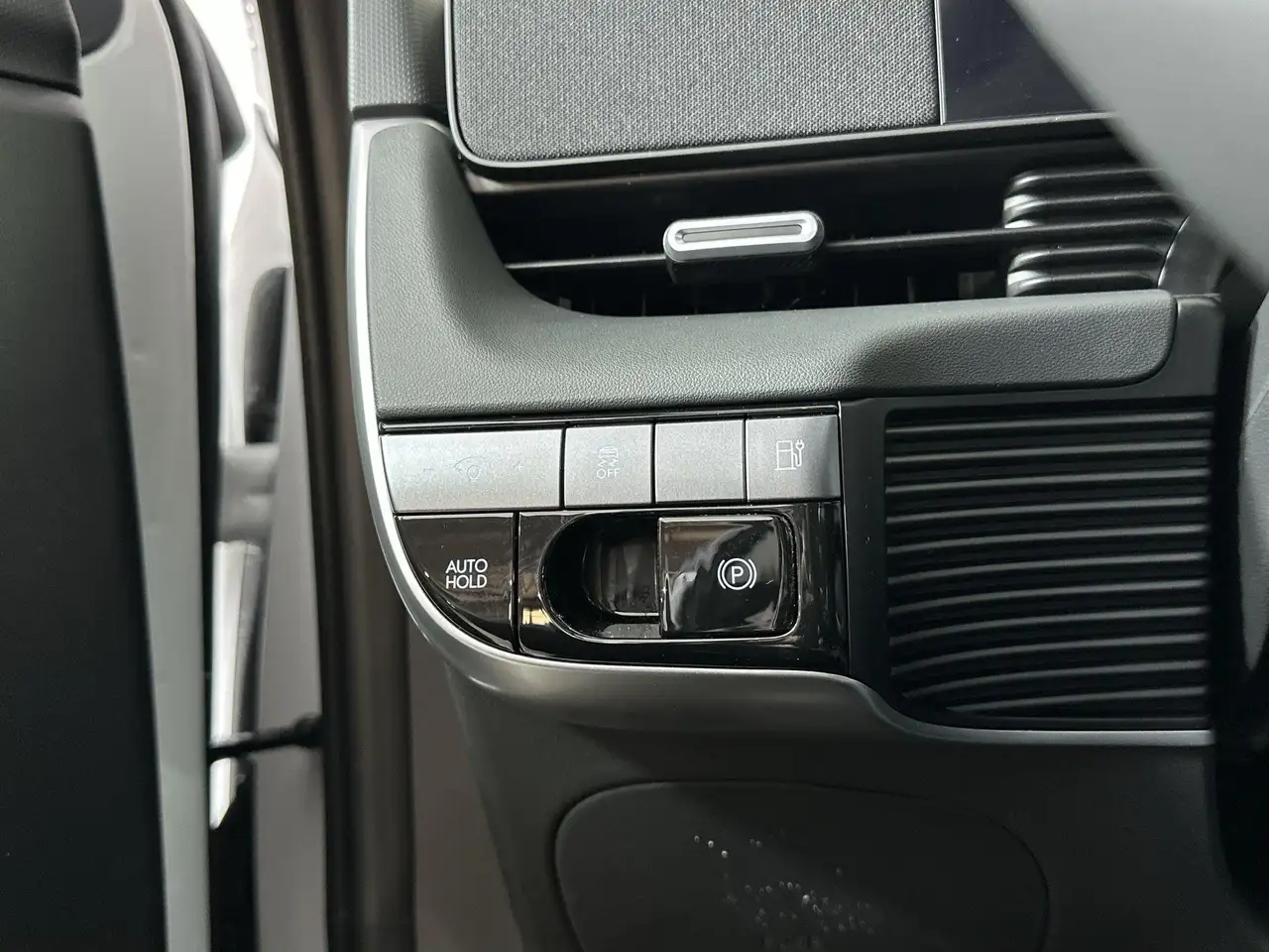 Hyundai IONIQ 5 снимка Hyundai IONIQ 5